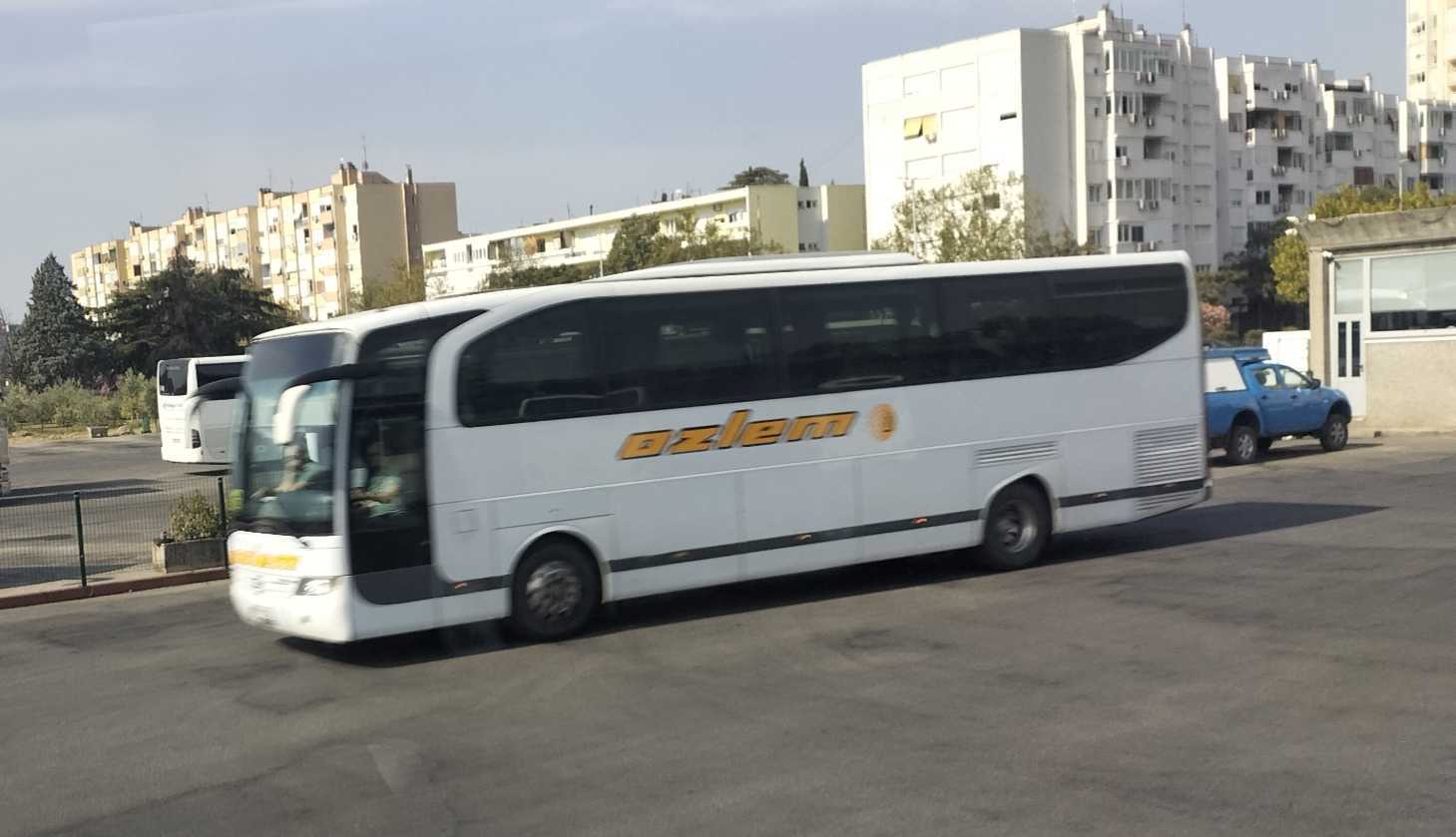 Ozlem Tours bus