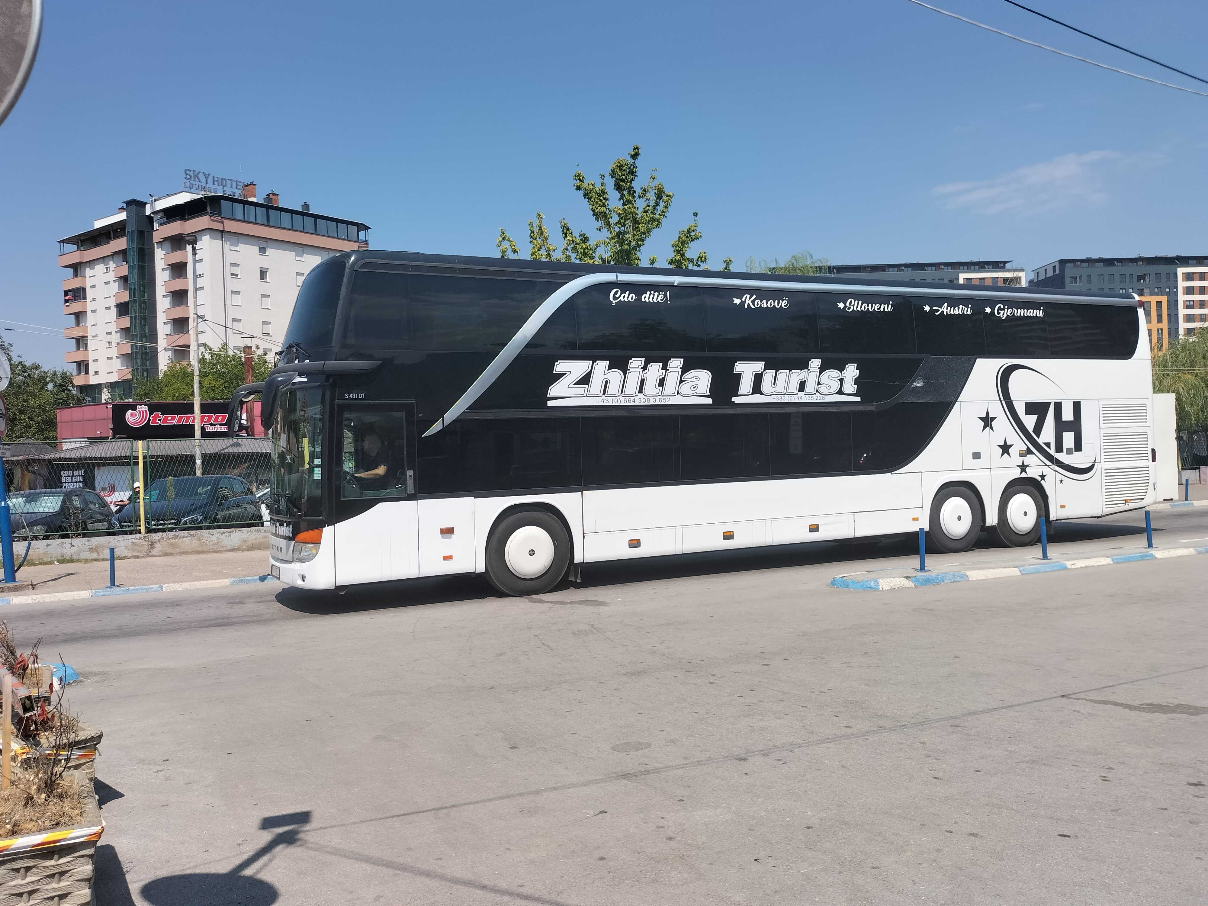 White Zhitia Turist Bus