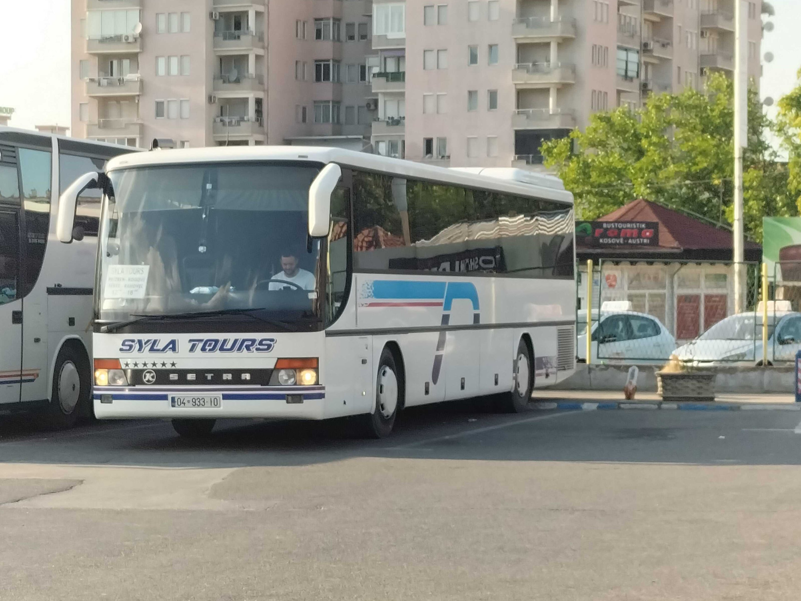 Syla Tours Bus
