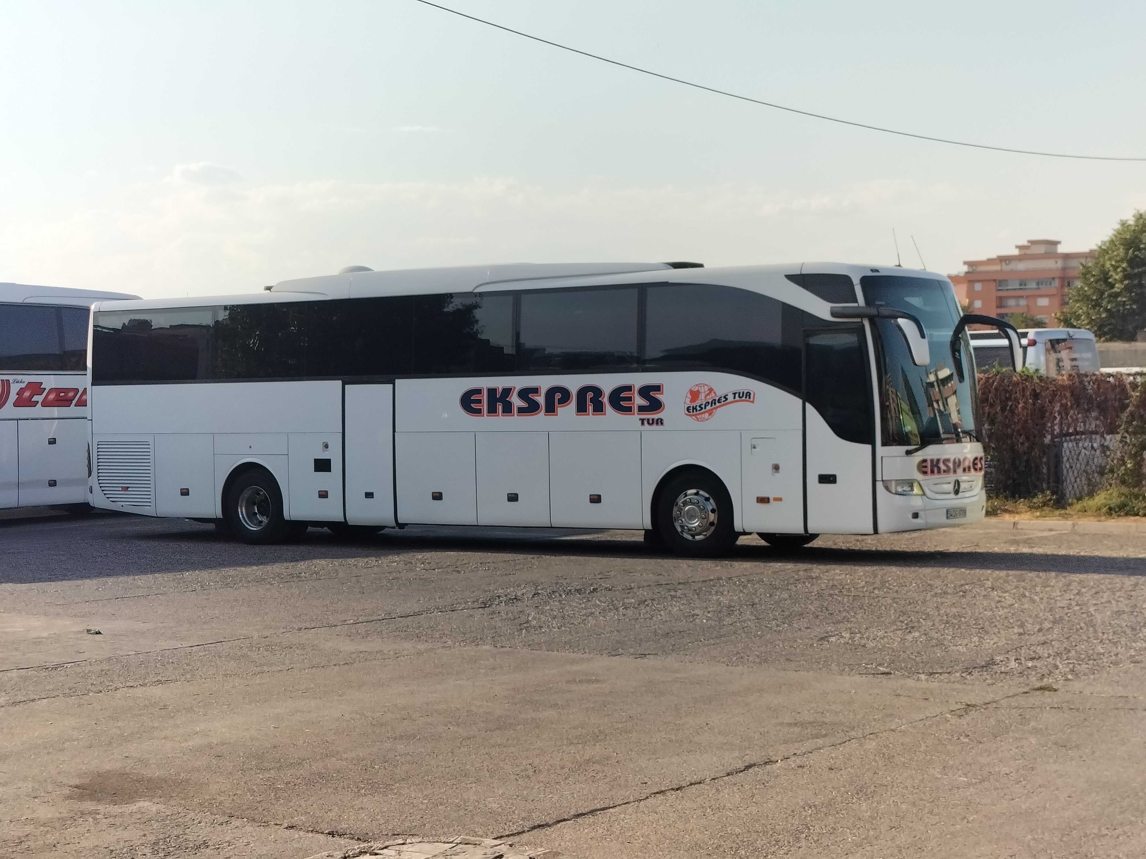 Ekspres Bus